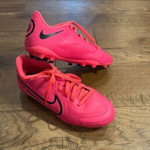 Nike Girls Tiempo Pink Soccer Cleats - Size 3Y